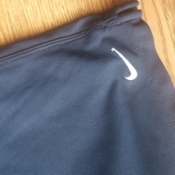 Nike skirt with shorts underneath size small (4-6) - Picture 2 of 6